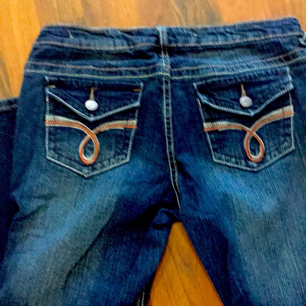 Rue 21 Jeans slim boot cut size 7/8 regular length inseam 32